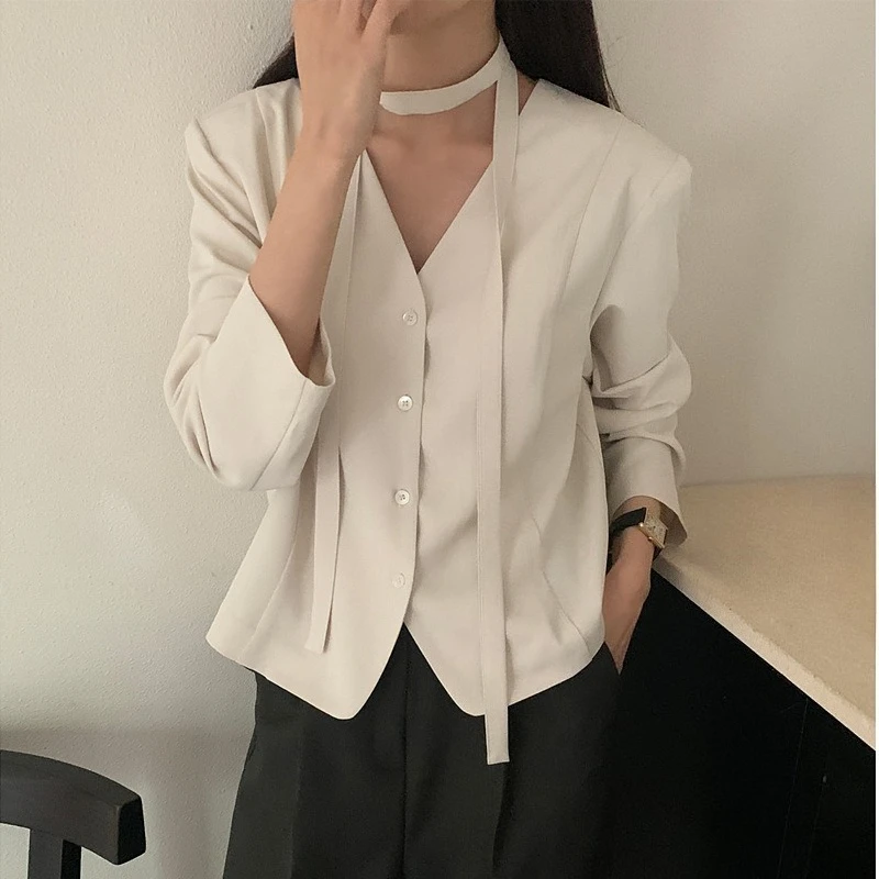 

2025 New Temperament V-neck Lace Up Design Small Suit Jacket Women's Versatile Top