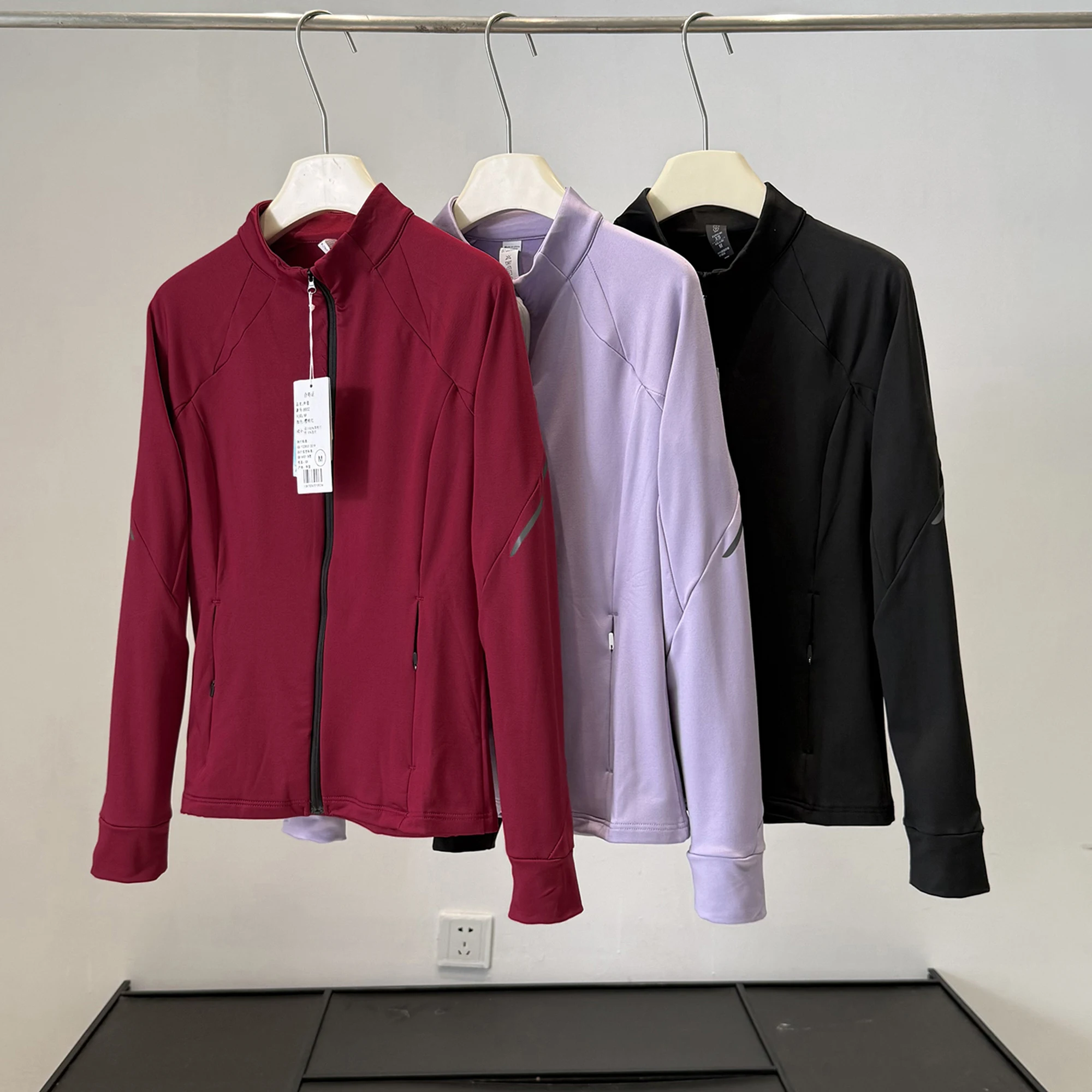 Women's Outdoor Sports Zip-Up Jacket – Slim Fit, High Stretch & Breathable for Running, Yoga & Autumn Training