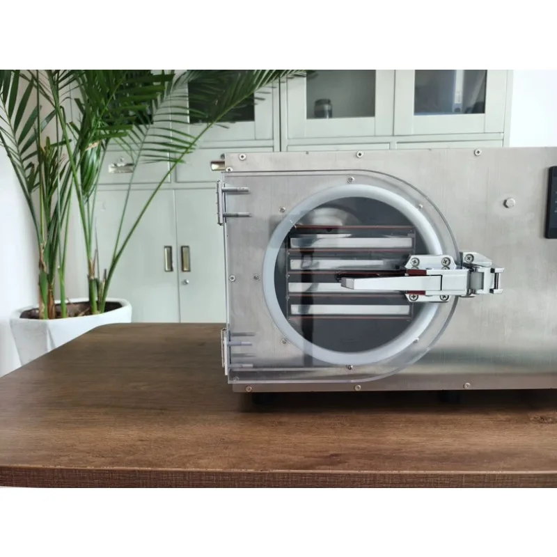 Intelligent small vacuum freeze dryer, with touch screen operation, all-in-one machine design is very convenient