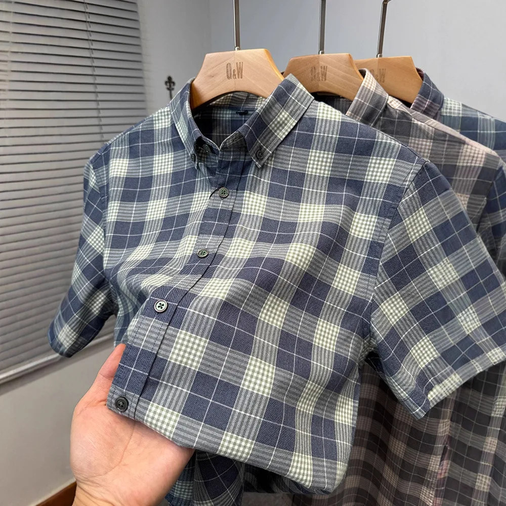 

Grid style men's shirt 2025 new short sleeved summer versatile casual fashion young and middle-aged light luxury shirt