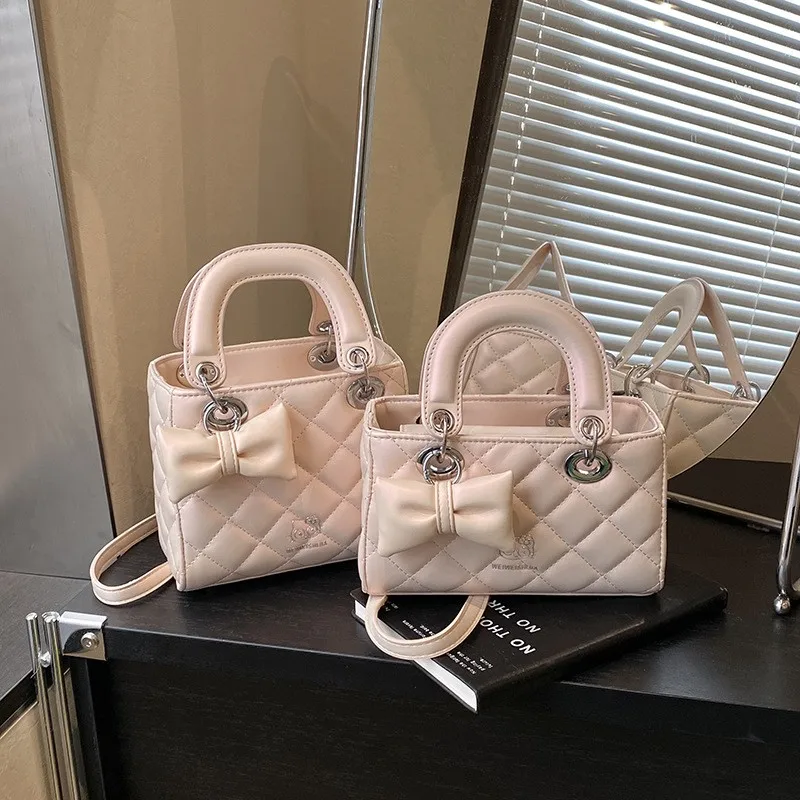 borsa-a-tracolla-da-donna-alla-moda-per-pendolari-nuova-collezione-2026-con-motivo-a-rombi-casual-ed-elegante