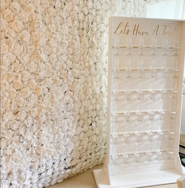 Modern Custom Logo Sparkling Wine For Wall Display Wedding Party White Acrylic Wine Rack Event Decor Glass Holder Low MOQ