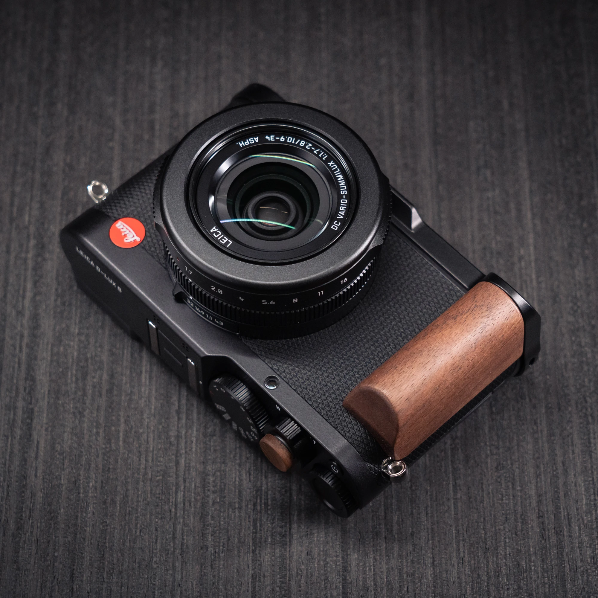 YUWOOD DLUX8 L-förmige Montageplatte mit Holzgriff für Leica D-lux8, integrierte Arca-Swiss-Schnellwechselplatte für Arca-Typ-Stativ – Detail 10