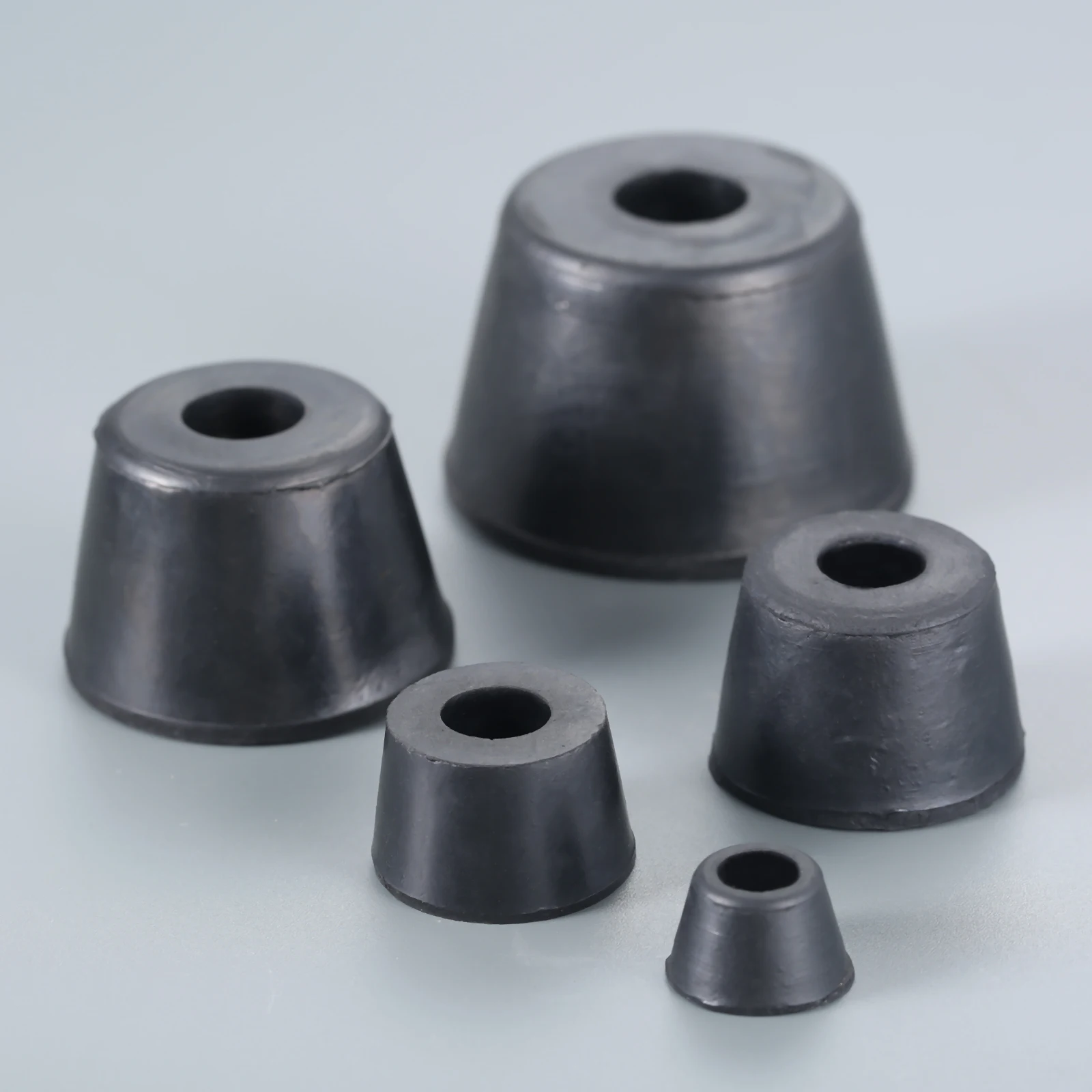 20/12/4 قطعة مخروط الشكل المطاط قدم كرسي الطابق حامي عدم الانزلاق الوفير الأثاث الساقين الجدول الساق غطاء خزانة أسفل منصات أسود