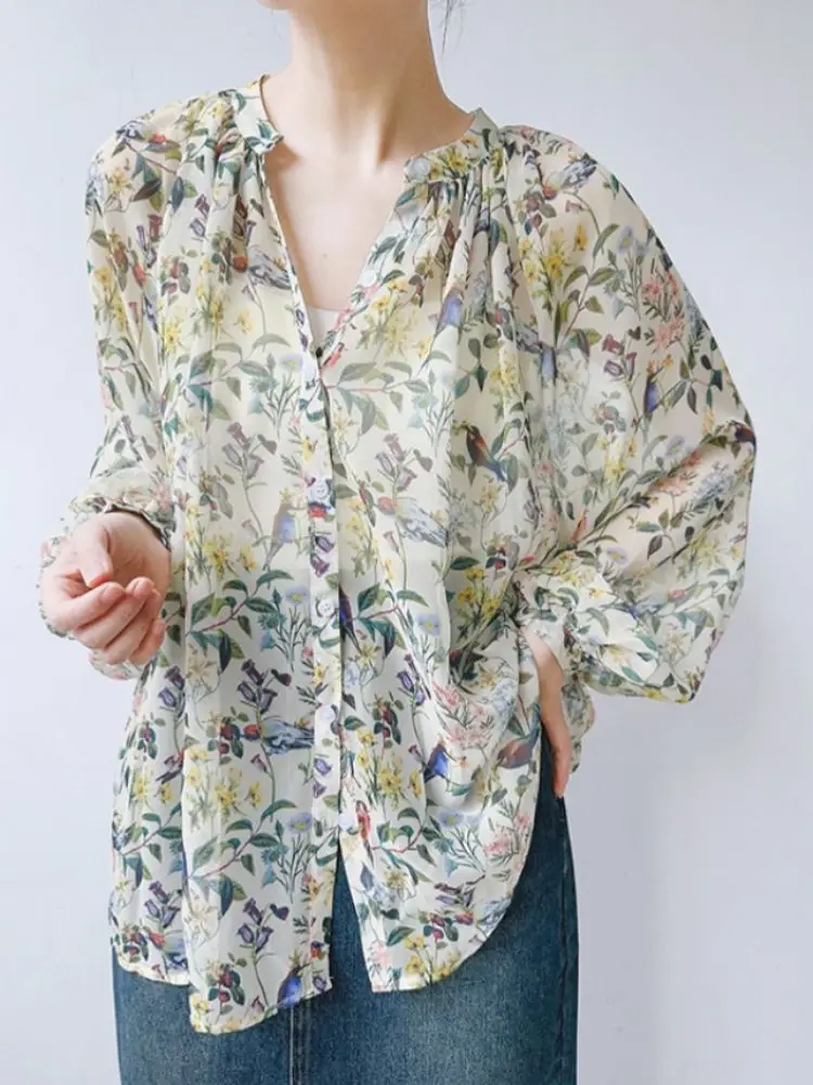 French Floral Chiffon Fashionable Shirt for Women in Summer New Sun Protection Loose Design Niche Commuter Top