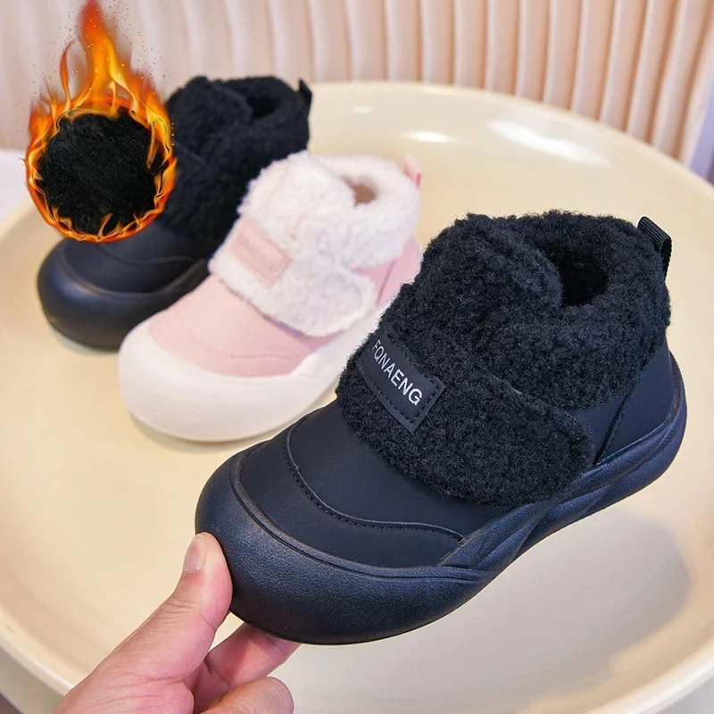 

Ботильоны для мальчиков и девочек, детская повседневная обувь с мягкой подошвой на ногах, теплая замша, 2026, новая детская хлопковая обувь, милый комфорт