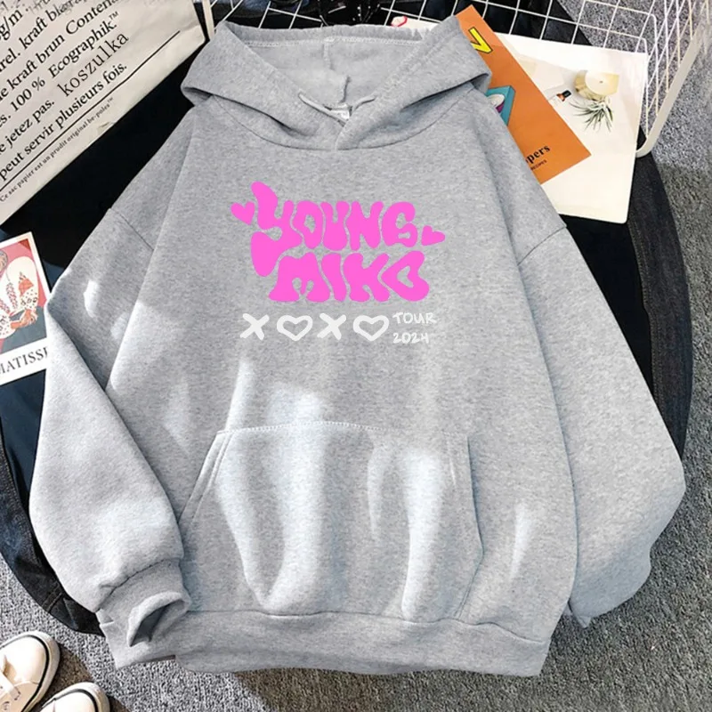 يونغ ميكو أط هوديي جديد الرجال الموضة Harajuku الجمالية هوديس موضة مطبوعة الجرافيك بلوزات قناع السترة ملابس رياضية