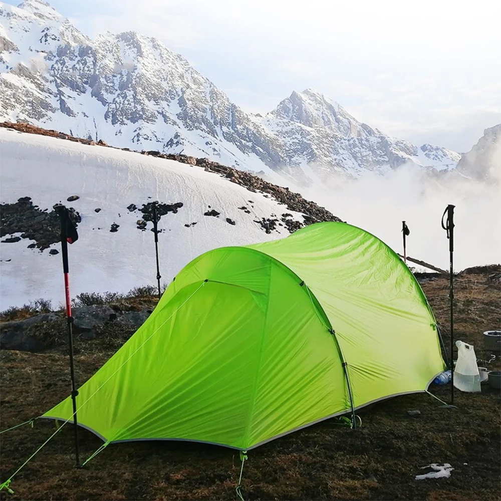 

Outdoor Camping Portable Ultralight 2 Person Tunnel Tent 20D Silicone Coated Rain Resistant High Altitude Mountaineering Tent