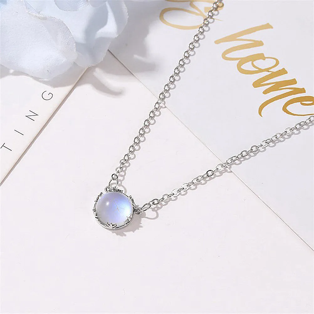 1Pcs Moonstone Necklace Elegant Creative Fashion Jewelry Pendant Luxury Sweater Chain Dinner Party Gift Fashion Necklace