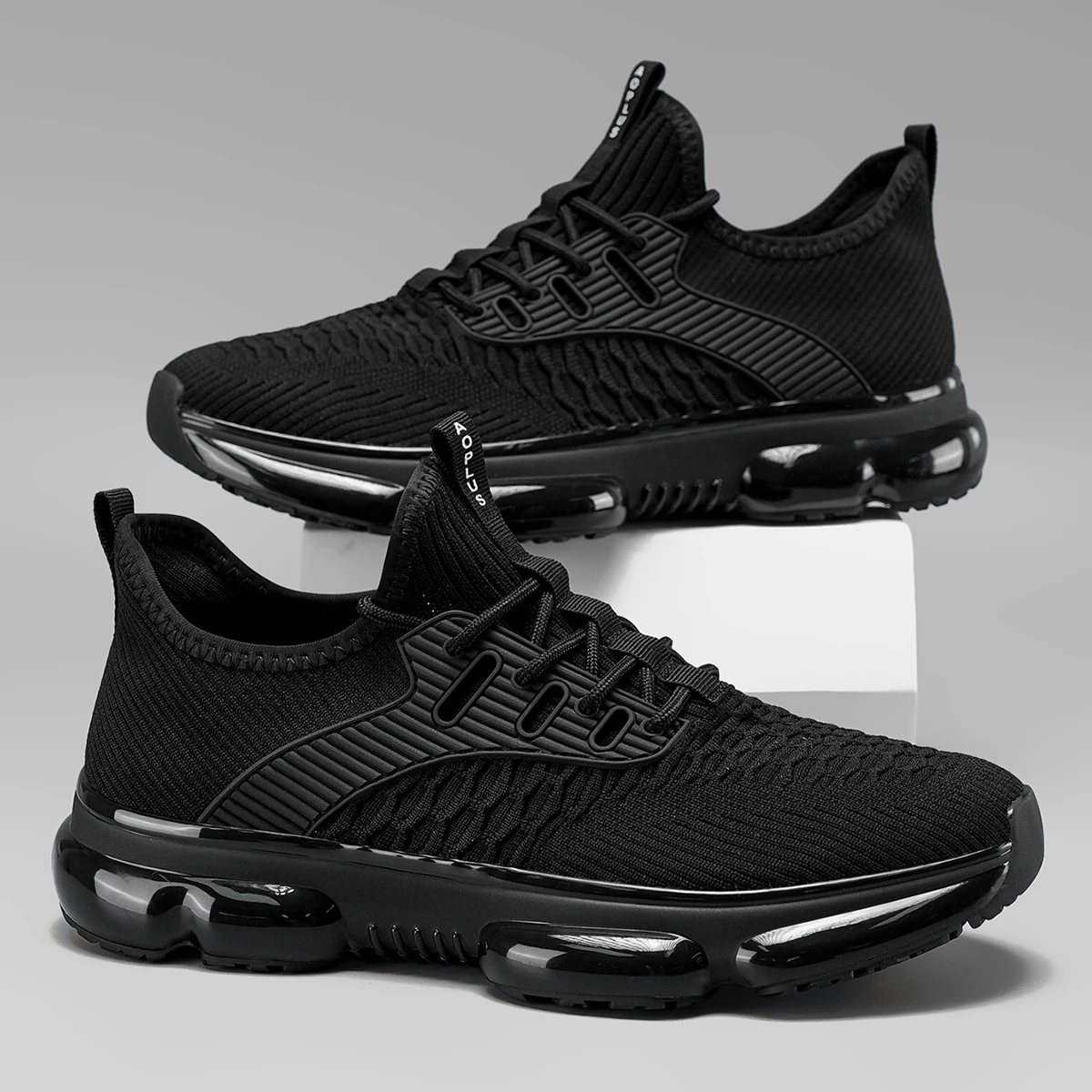 Men's Breathable Mesh Shoes Fashion Casual Lace-up Sneakers Lightweight Comfortable Walking Shoes Outdoors Plus Size
