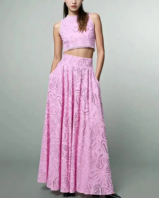 

Women's Casual and Fashionable Sleeveless High Neck Lace Two - Piece Set ,Top with Maxi Skirt