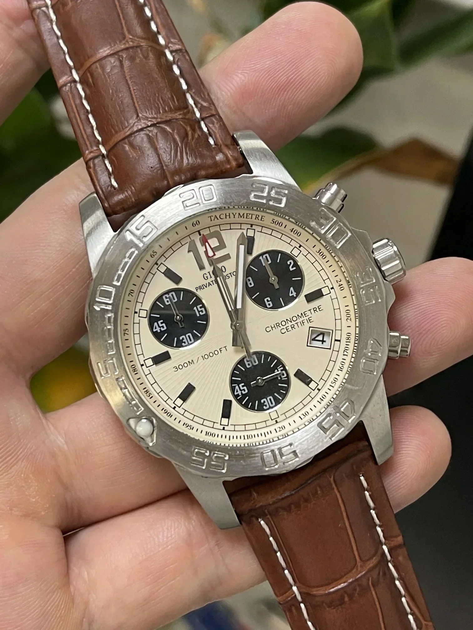 Luxury Mens QUARTZ Chronograph นาฬิกาสีดําหนังเซรามิค BEZEL สแตนเลส Luminous Sapphire