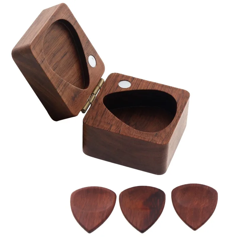 

Портативный держатель медиатора из цельного ореха, чехол для медиатора «сделай сам», деревянный аксессуар для гитары ручной работы - доступное индивидуальное имя