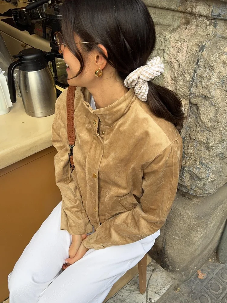 

Stand Neck Casual Khaki Short Suede Jacket Women Chic Zipper Single Breasted Slim Coat Autumn New Daily Commuting Street Jackets