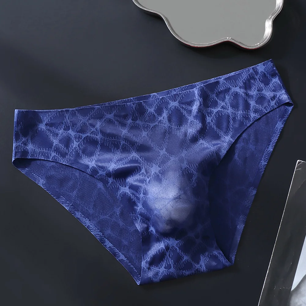 Men Triangle Panties Sexy Seamless High Elasticity Fabric Soft Thin Super Comfortable U Breathable Briefs Solid Color Plus Size