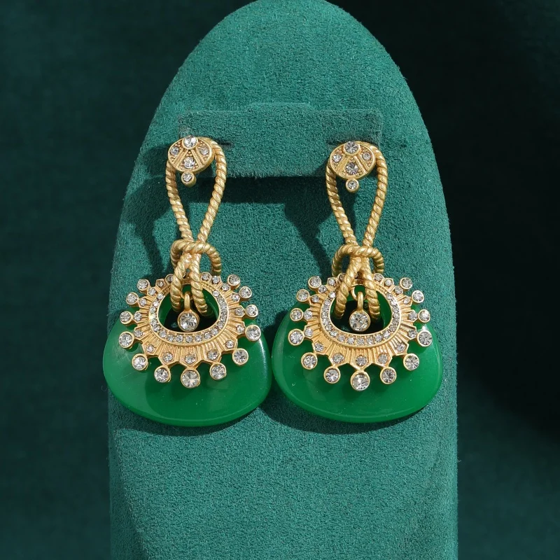 

Vintage Fan Shaped Green Earrings Agate Rhinestone Gold Color Luxury Brand High Quality Trendy Art Deco Jewelry Gift Wedding