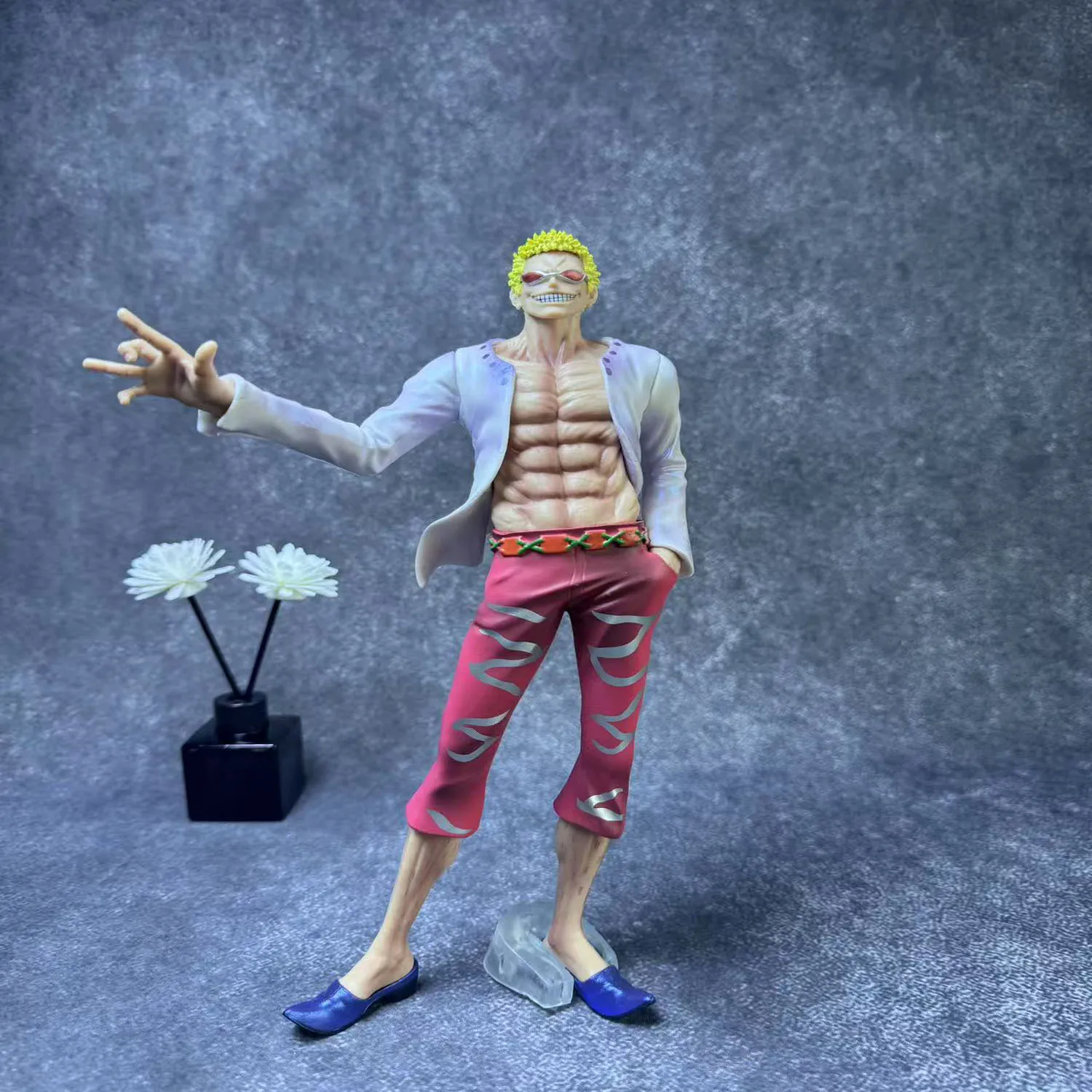

Anime One Piece Figure C2 Donquixote Doflamingo Oka Shichibukai Action Figures Model PVC Collection Statue Toy Gift