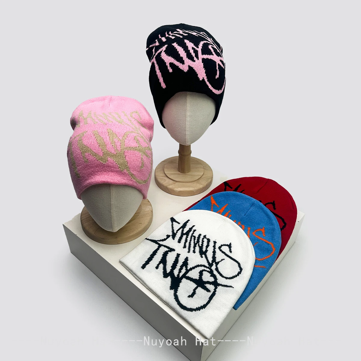 

New Men Women American Street Jacquard Letters Knitted Hats Warm Personal Fashion Niche Beanies Color Block Versatile Casual ins