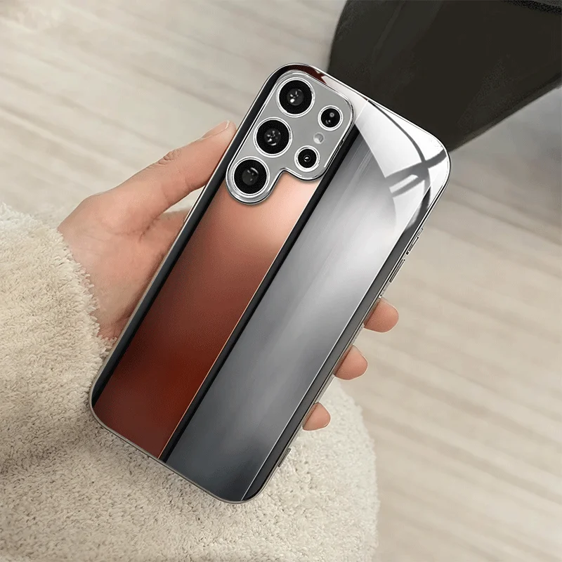 

Creative design of the new electroplated silver tempered glass mobile phone case is for S26/S25/S24/S23/S22/S21