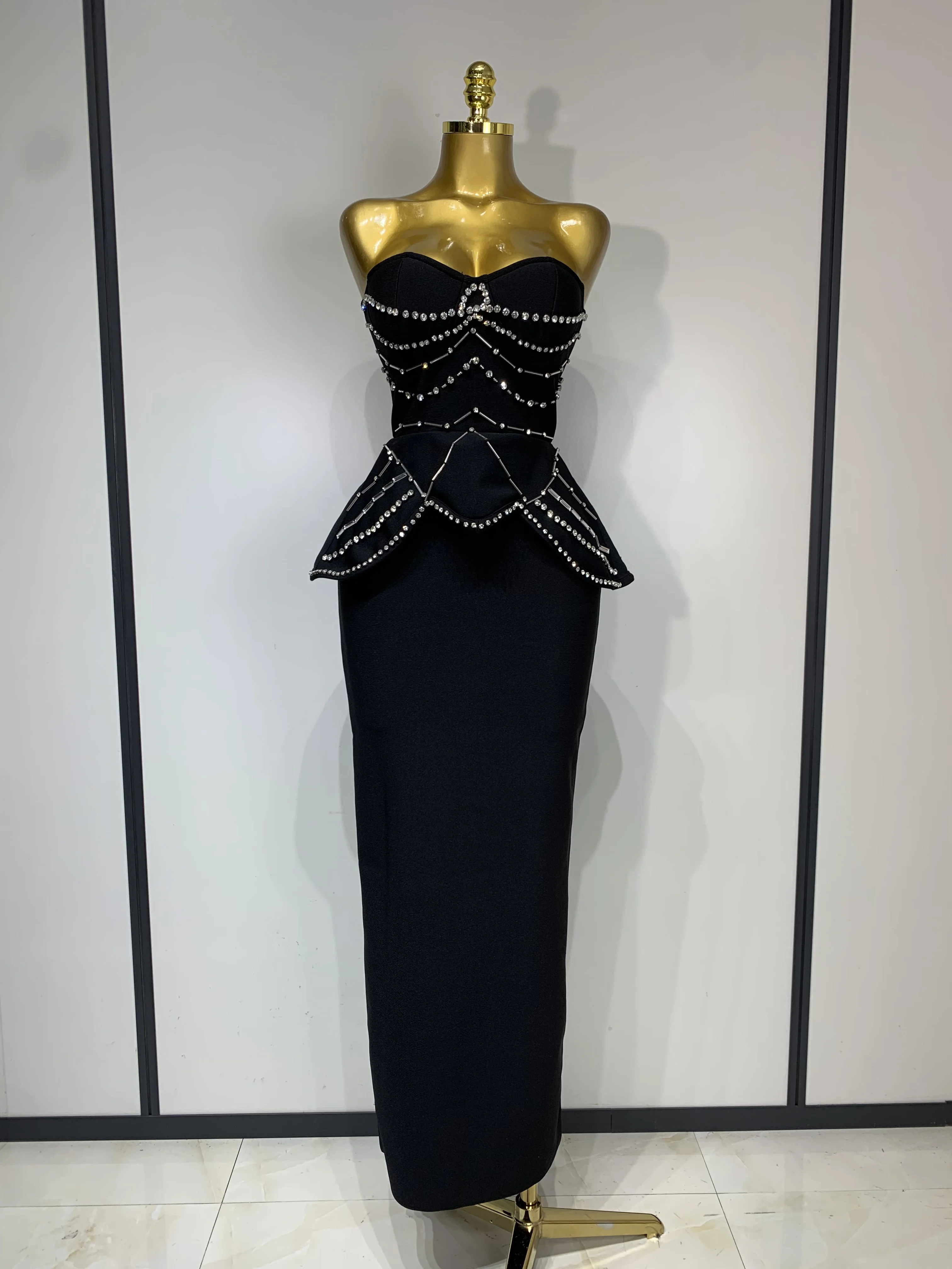 Women Luxury Rhinestones Beading Black Strapless Bodycon Bandage Dress Celebrity Elegant Evening Party Wedding Guest Dresses