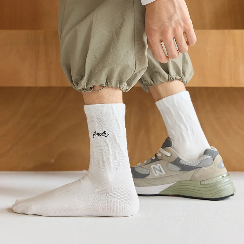 Men's Socks Japanese Simple Harajuku Embroidered Letters Funny Sweat Absorbing Breathable Trendy Sports Comfortable Cotton Socks
