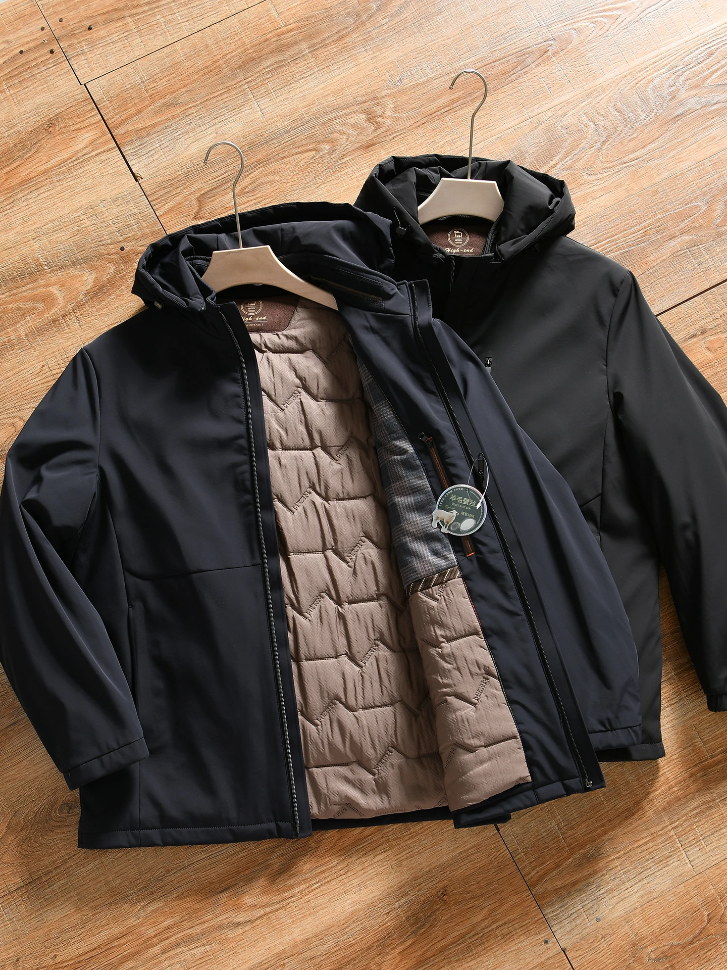 Men's Fashionable Cotton Jacket Autumn Winter Standard Fit Outdoor Casual Removable Hat Lightweight Business Wool Silk Fill
