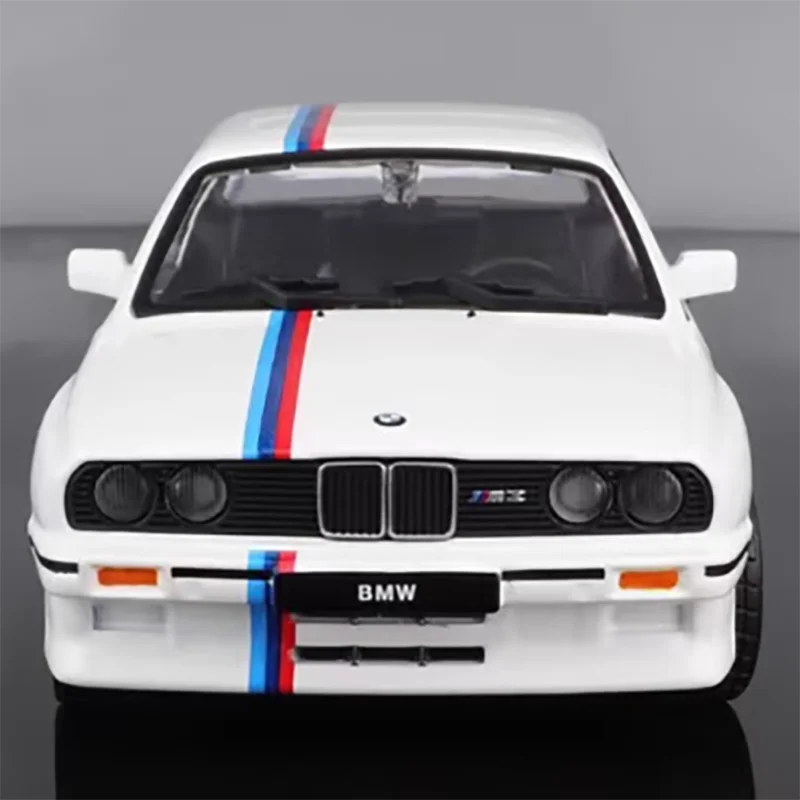 Scale 1/24 Alloy Diecast Metal BMW M3(E30) 1988 Car Model Simulation Handicraft Adult Toy Decoration Collectibles Gift