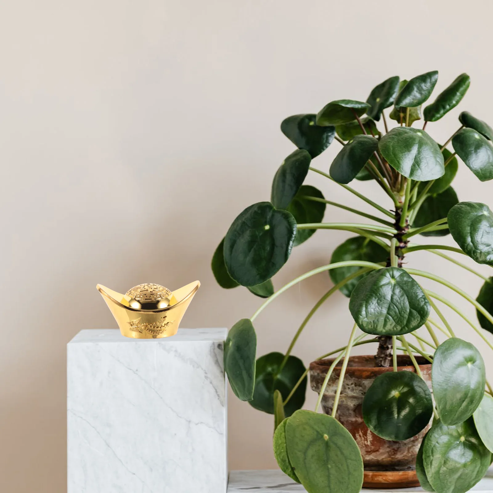 

Chinese Feng Shui Ingot Miniature Brass Wealth Luck Statue For Home Office Desk Decor Craft Ornament Small House Accessory