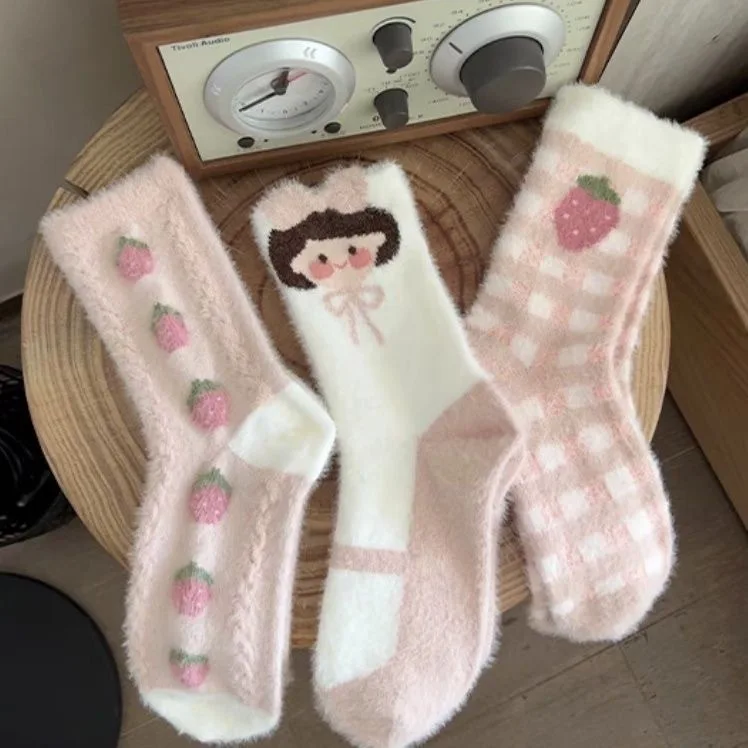 Cute Mink Fur Socks Children Plush Sock Pink Strawberry Rabbit Girl Sleep Socks Winter Warm Baby Footwear 0-5Year Kids Stockings