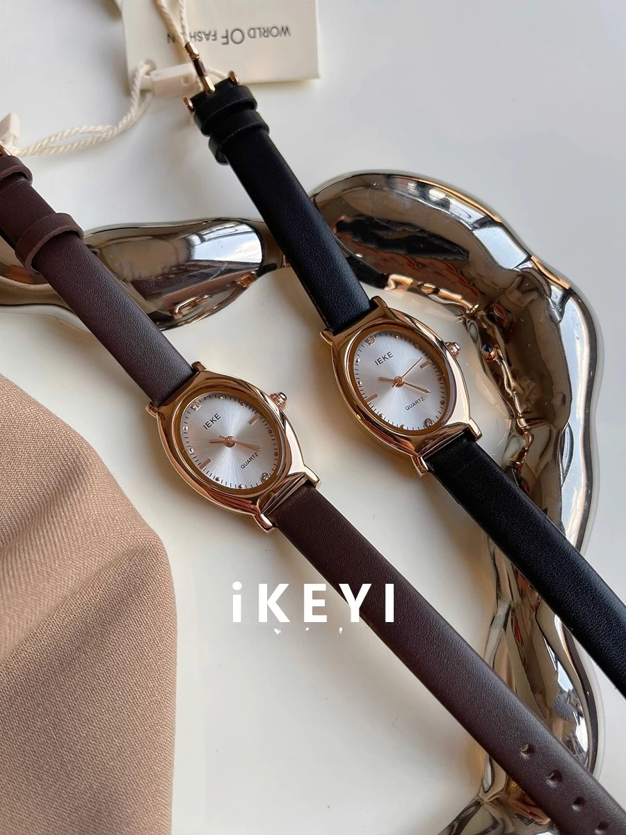 Elegant Women'S Watch, Small Dial, Retro Casual Style, Light Luxury Women'S Leather Strap Watch, High-Quality Wristwatch.