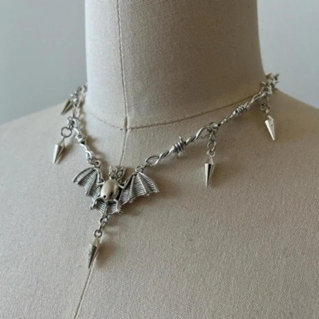 Spike Bat Choker,Gothic jewelry,Thorn Chain,witchcraft accessories,punk,hippie,rock,Vintage,Y2k,pagan,necklace For Women Man