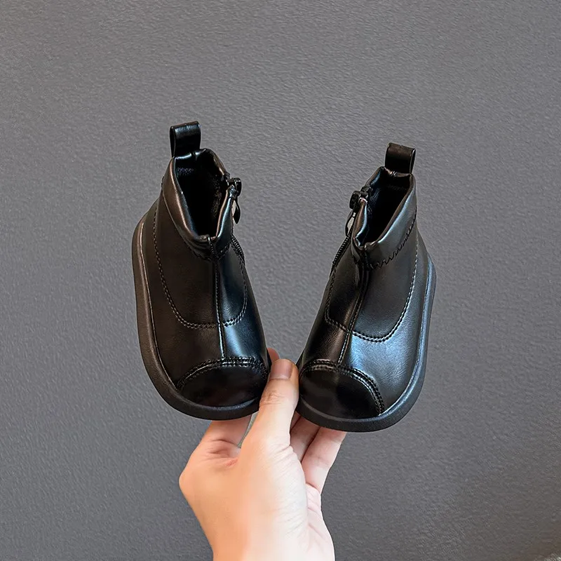 

Children Casual Boots for Girls 2025 Autumn Winter New Fashion Korean Style Soft Bottom Anti-slippery Versatile Catwalk Shoes