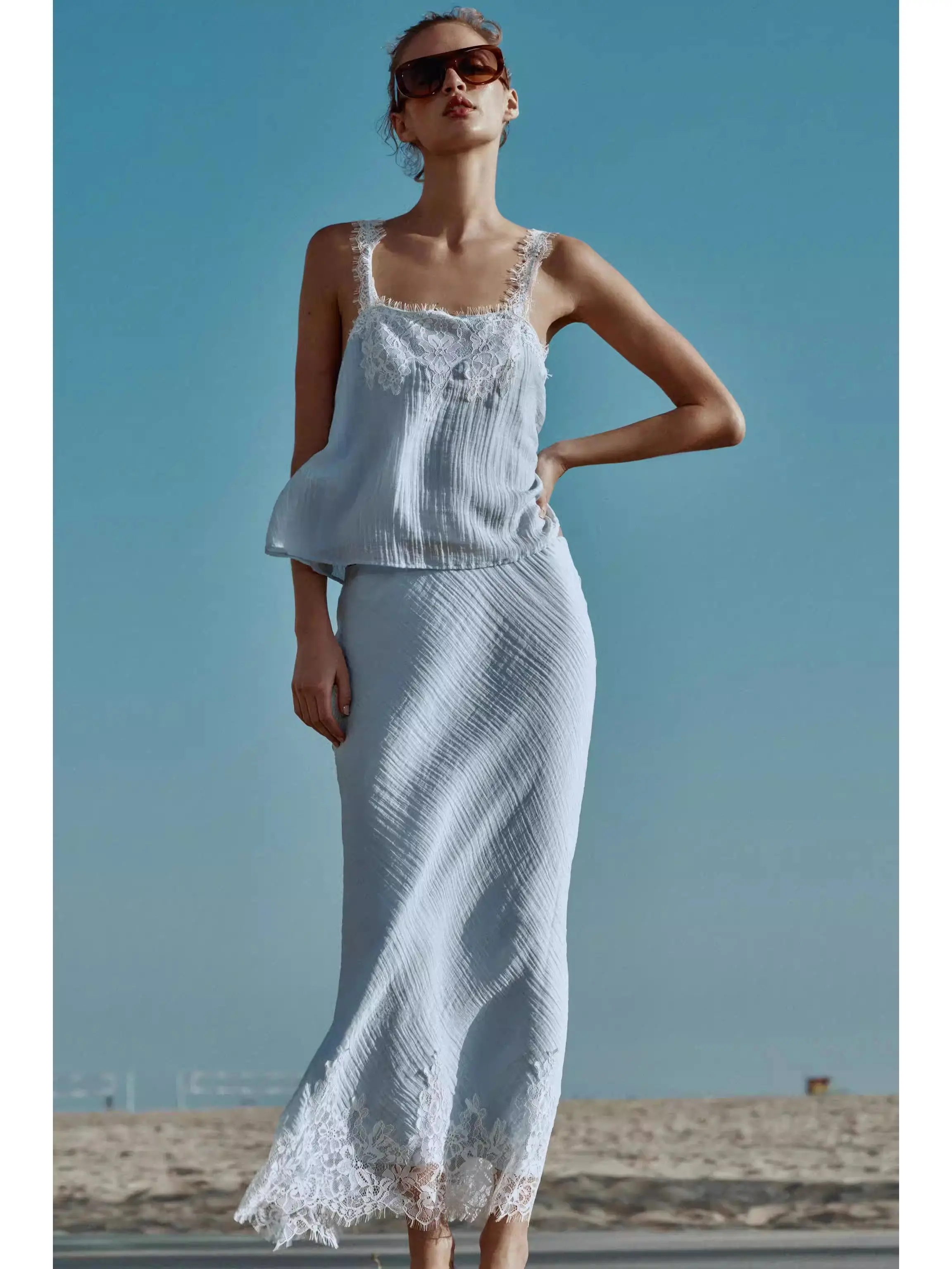 New Summer Women's Midi Dress with Strap Top And Skirt Set Ethnic Stage Costume for 18-25 Years Old Women in 2026