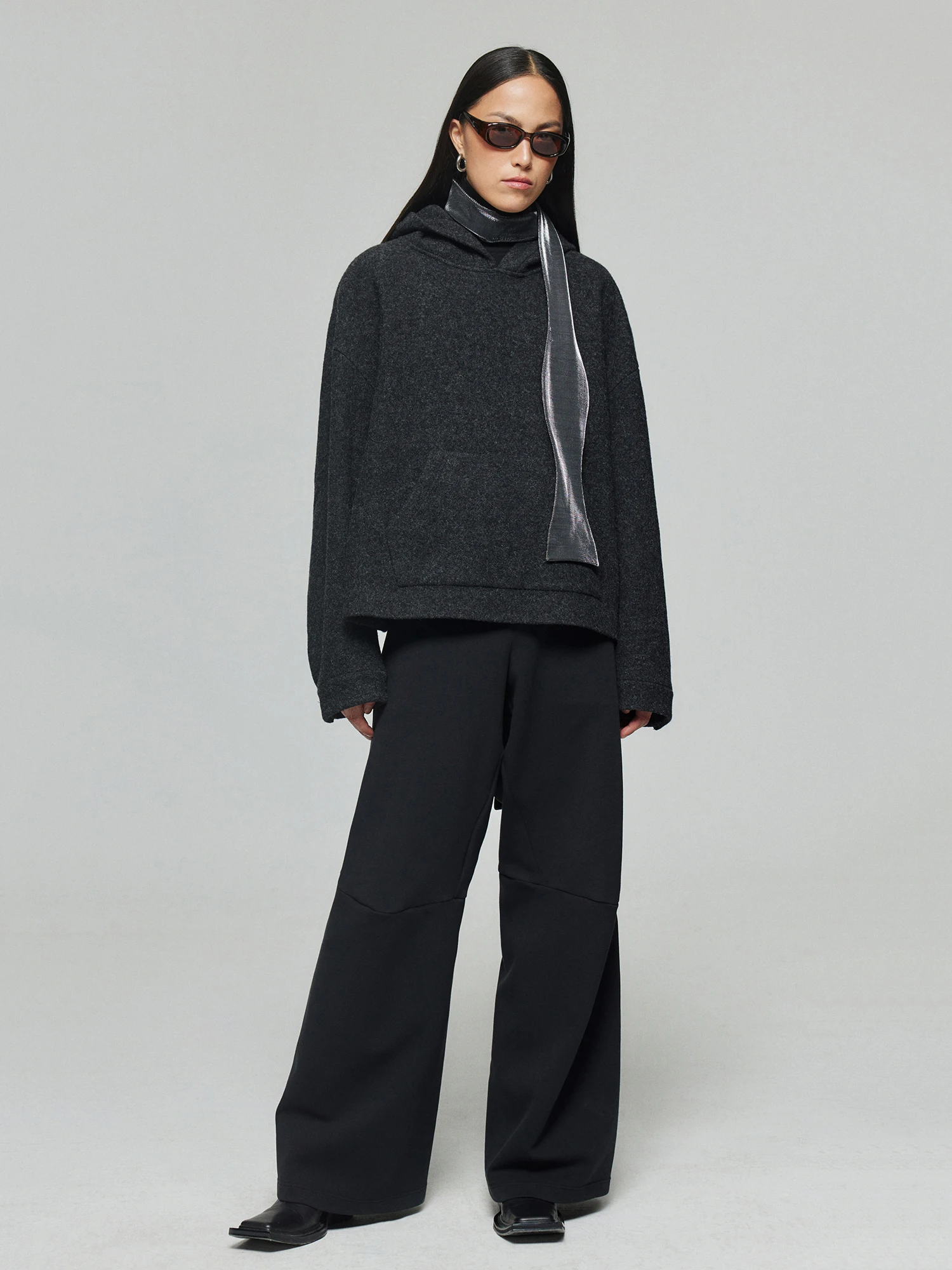 سترة صوفية أساسية فضفاضة بغطاء للرأس مصنوعة من التويد مع رقع جلدية مثلثة بتصميم بسيط للرجال بأسلوب كاجوال لفصلي الخريف والشتاء #5