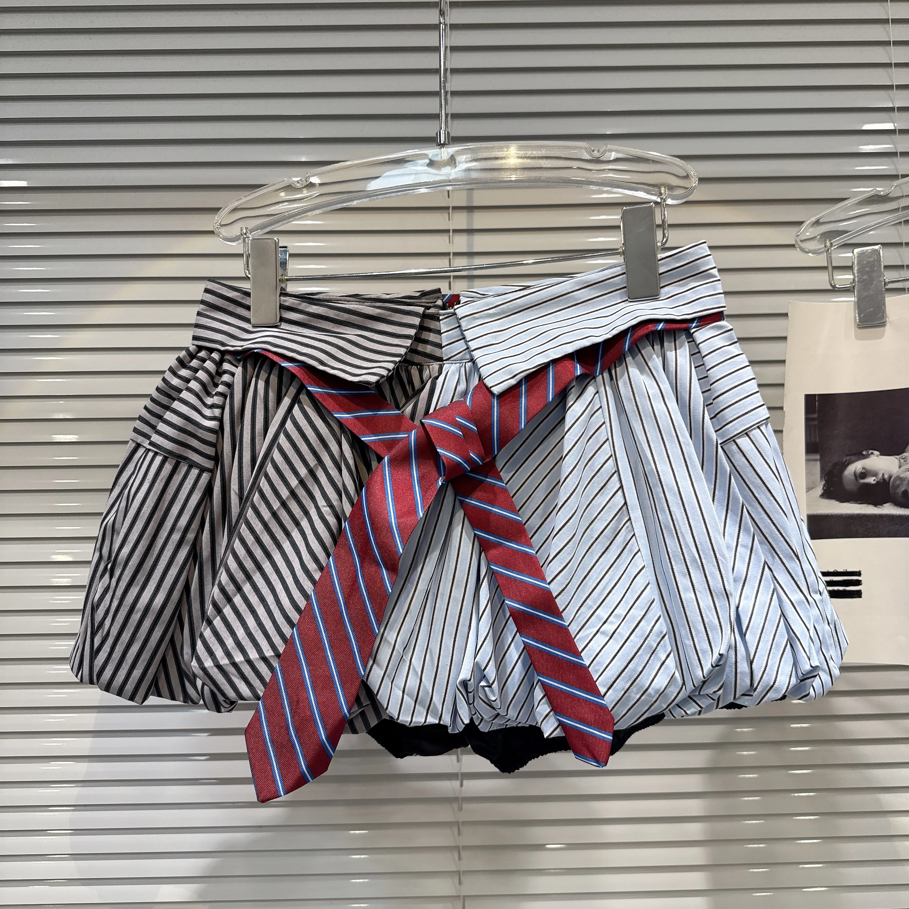 

2025 Fall Sweet Cool Girl Plaid Tie Waist Contrast Bubble Skirt Mini Skirt Y2k Skirt