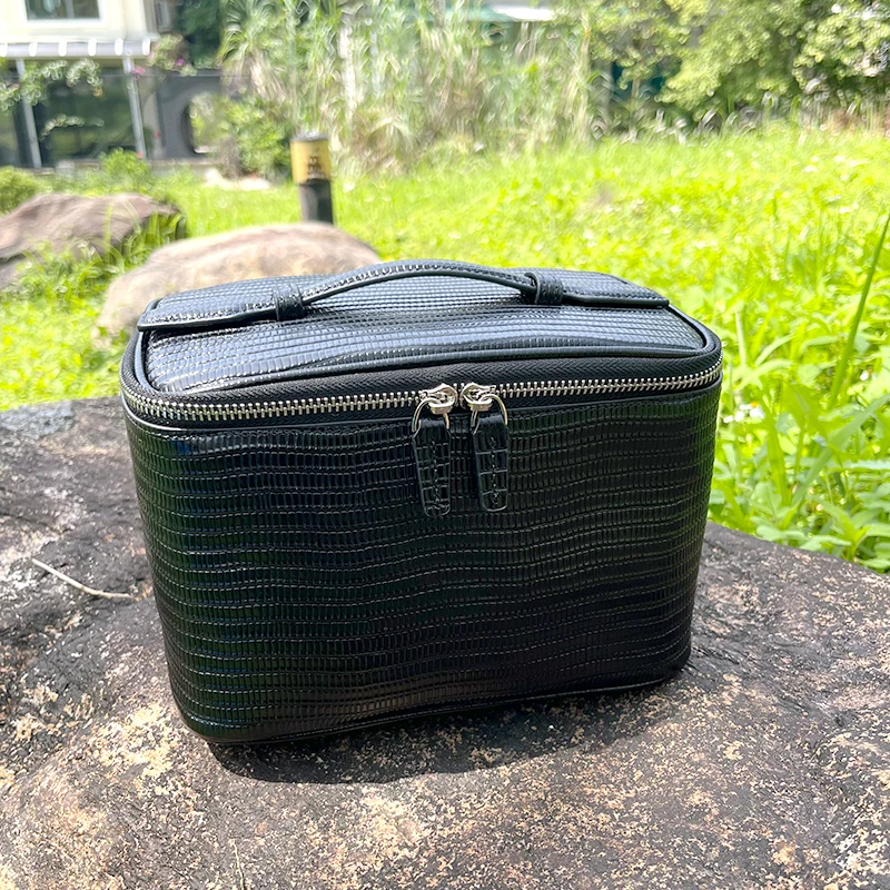 Genuine Leather Lizard pattern Cosmetic Bag High-end Travel Wash Bag Large Capacity Practical Storage Bag Makeup pouches Bag