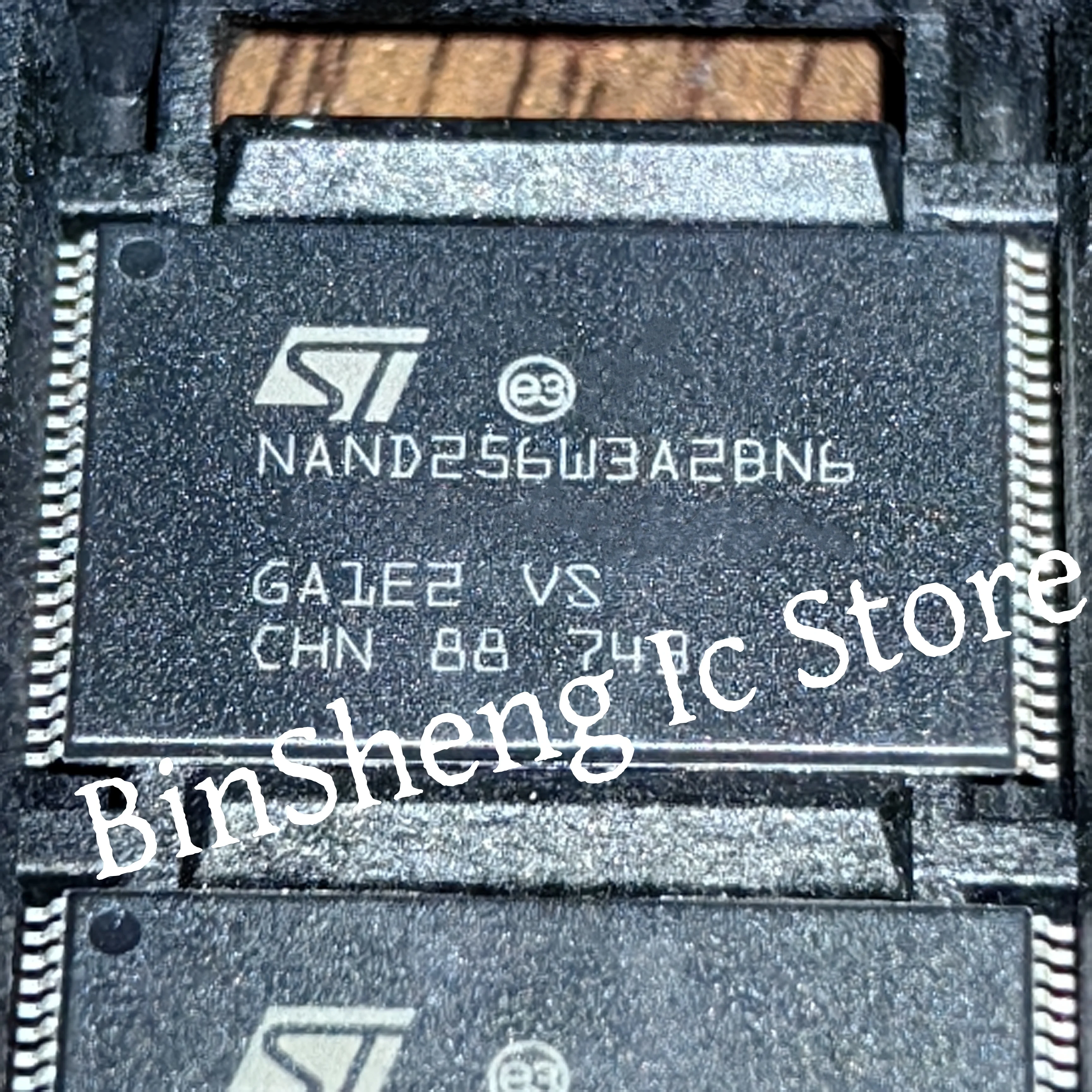 

Новый оригинальный 5 шт./лот NAND256W3A2BN6E NAND256W3A2BZA6