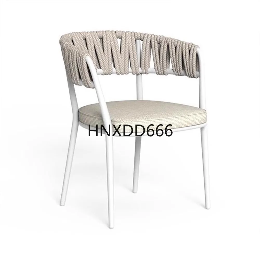 האם הפלטפורמה של AliExpress היא הבחירה הנכונה למכירת מושבות חצר?
