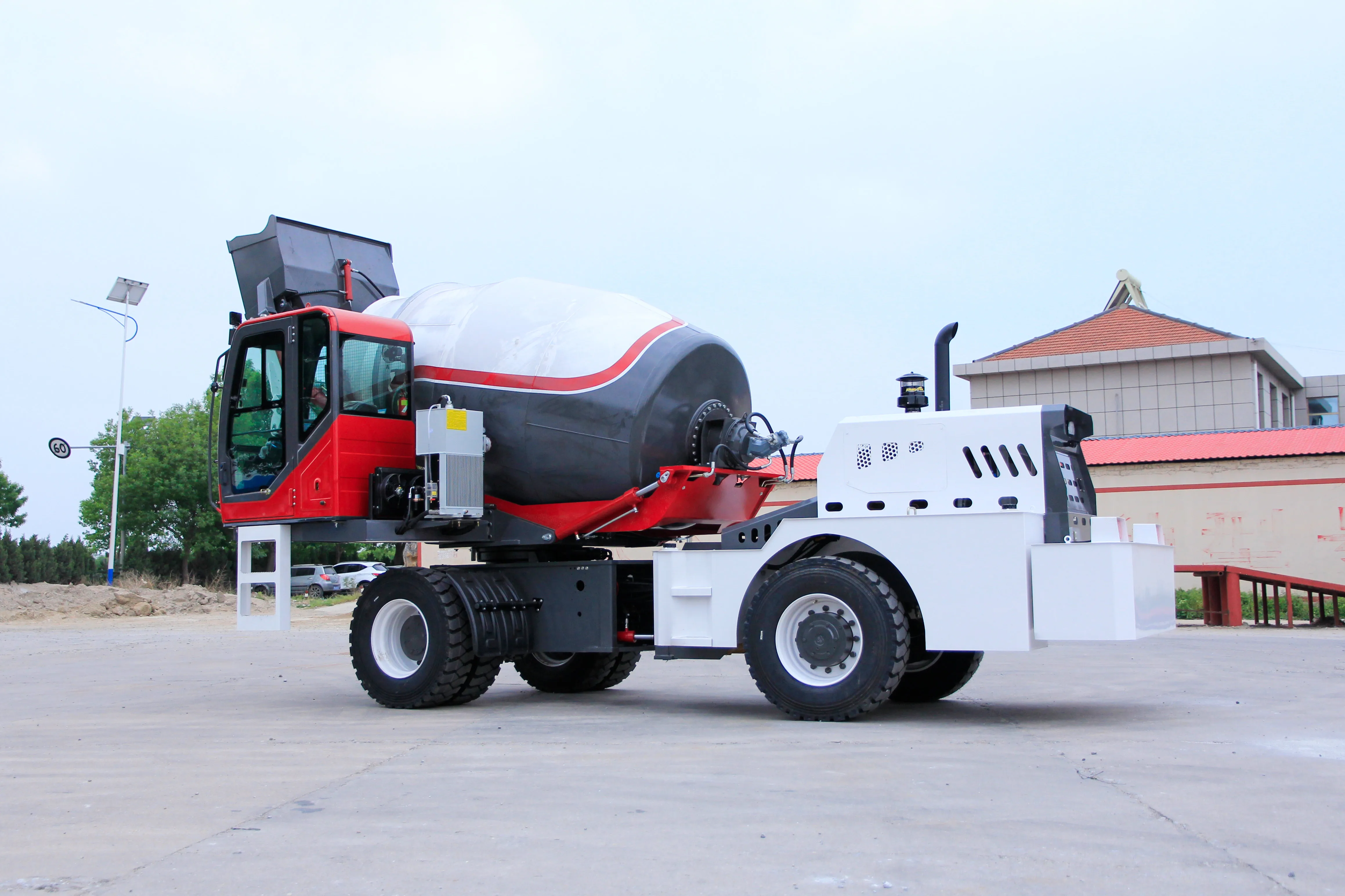 Free Shipping Fully Automatic Self Loading Concrete Mixer Truck Euro 5 Mobile Concrete Mixer Truck  For Sale