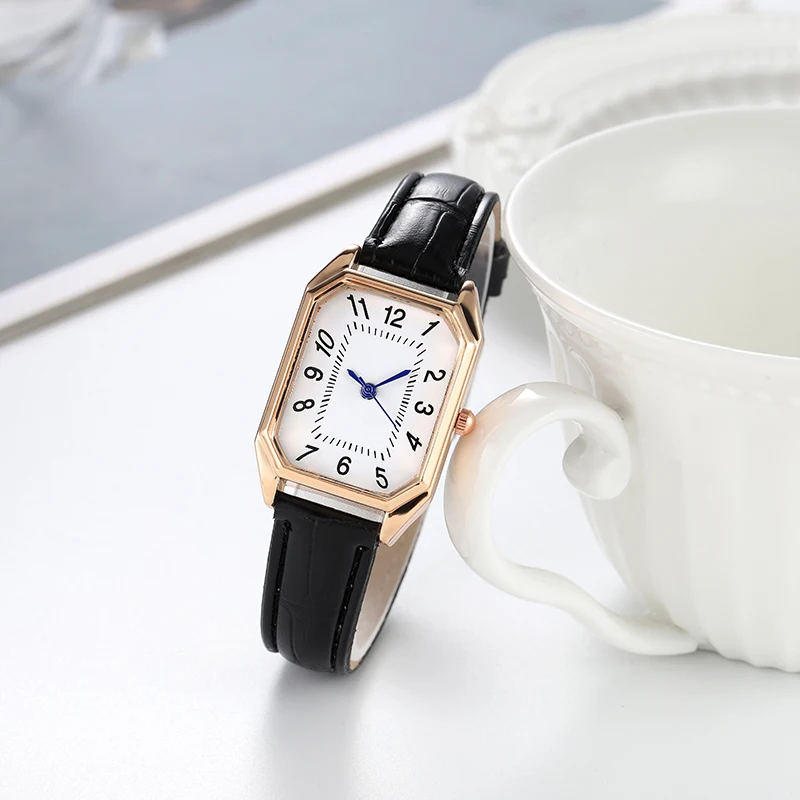 2022 new market best-selling Douyin digital sweet small square ladies small belt watch 2