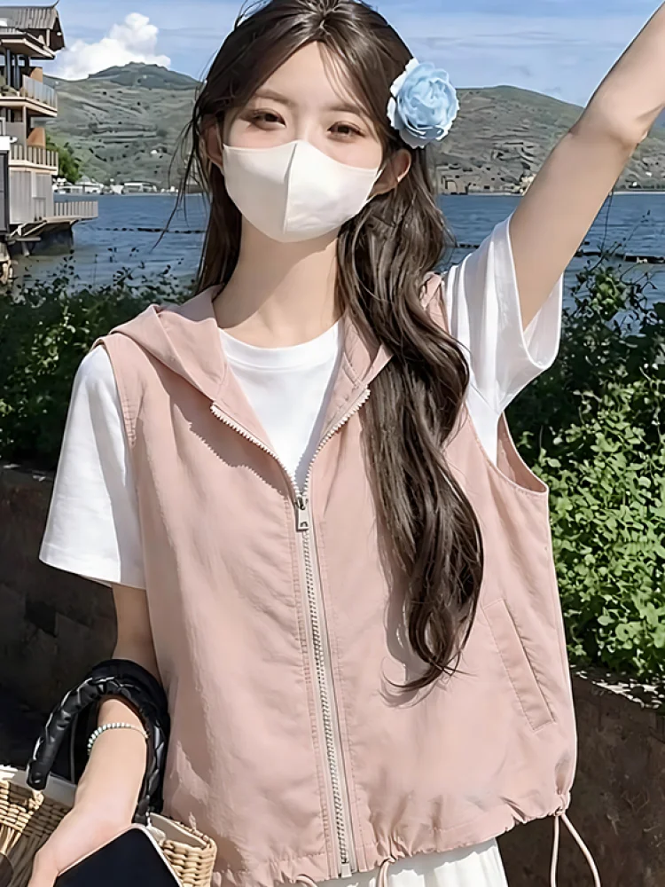 Spring Summer New Style Women's Casual Sports Sun Protection Vest Thin Outerwear Workwear Loose Fit Modern Style Zipper Closure