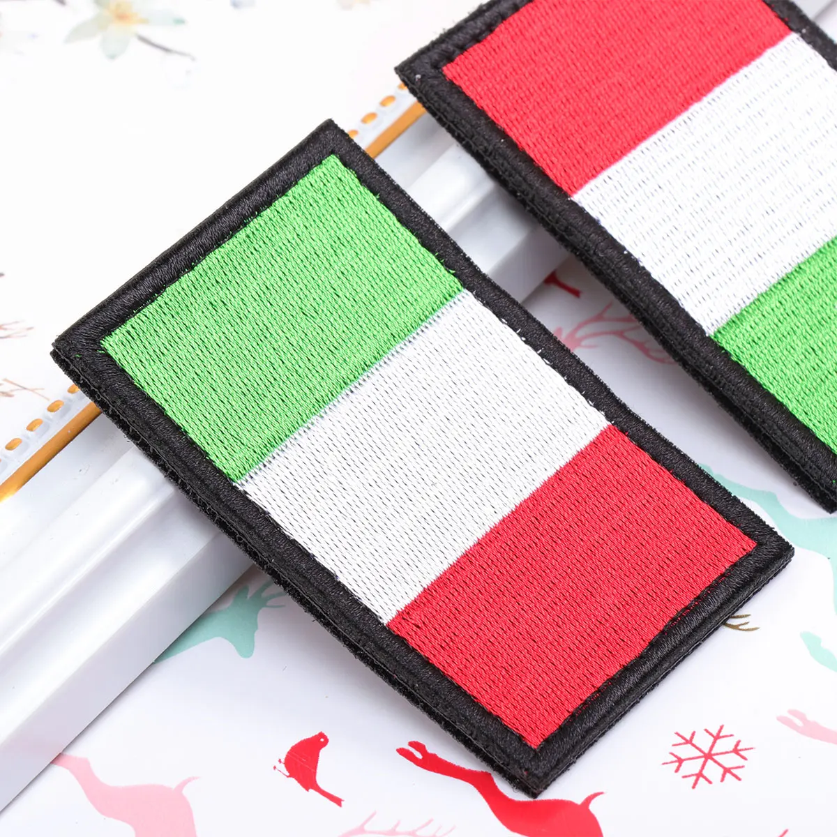 2pcs Italian Flag Adhesive Hook Loop Armband Tape Fastener Patch Polyester Durable Washable Rivets