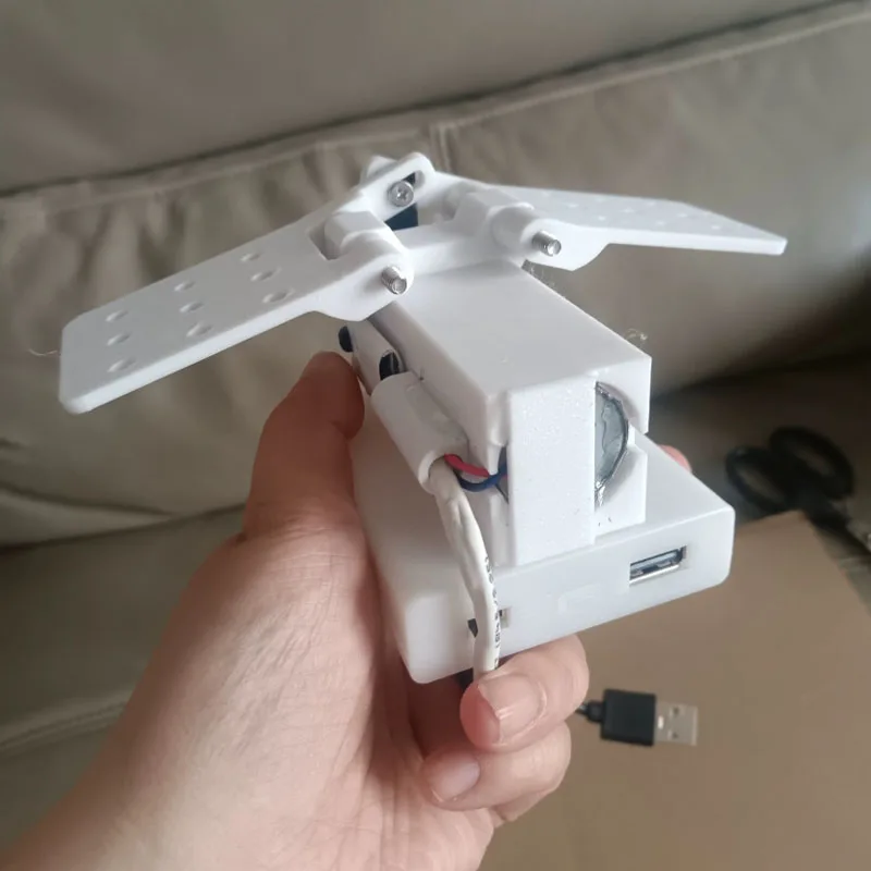 DIY High Torque Butterfly Wings Flapping Mechanism with Remote Control1KG Load Capacity per Wing 26/35RPM Speed Option Available