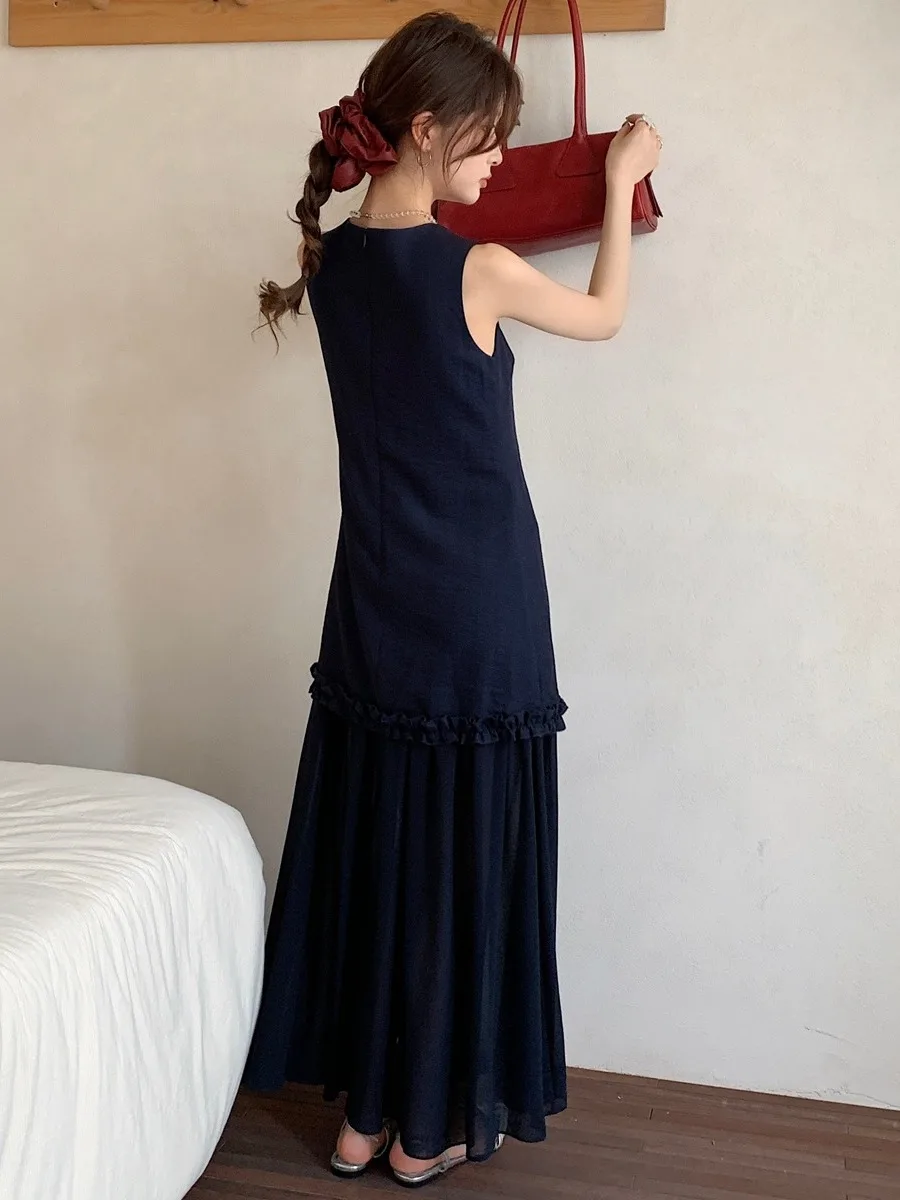 Vestido Sem Mangas de Estilo Suave para Mulheres Verão 2025, Decote Redondo, Saia de Malha, Design de Recorte, Moda E-commerc...