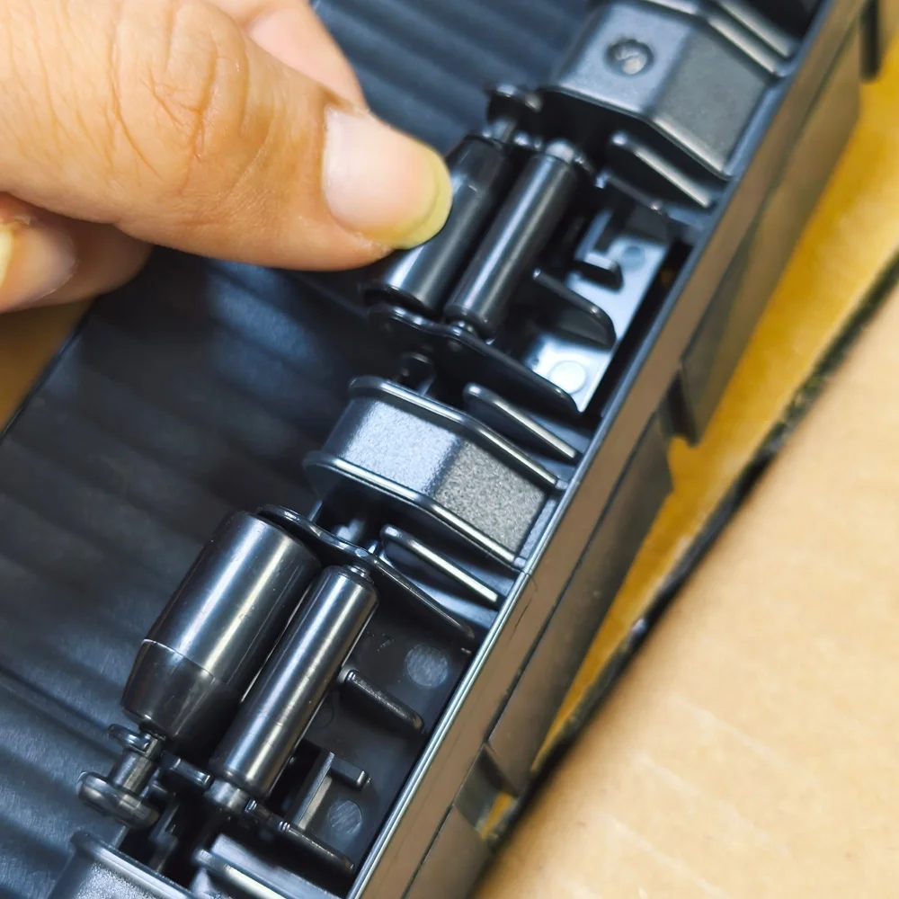 

LY9130002 Inner Chute ASSY for Brother HL-2260 2305 2320 DCP-7080 7180 MFC-7380 7480 7880 L2700 Exit Roller LY9130003