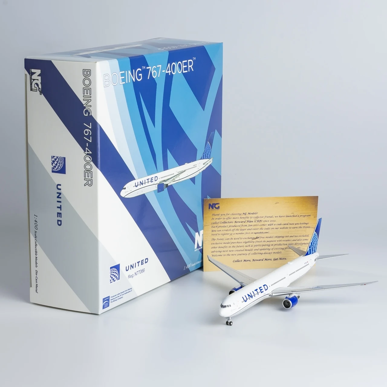 

18001 Alloy Collectible Plane Gift NG Model 1:400 United Airlines "StarAlliance" Boeing B767-400ER Diecast Aircraft Model N77066