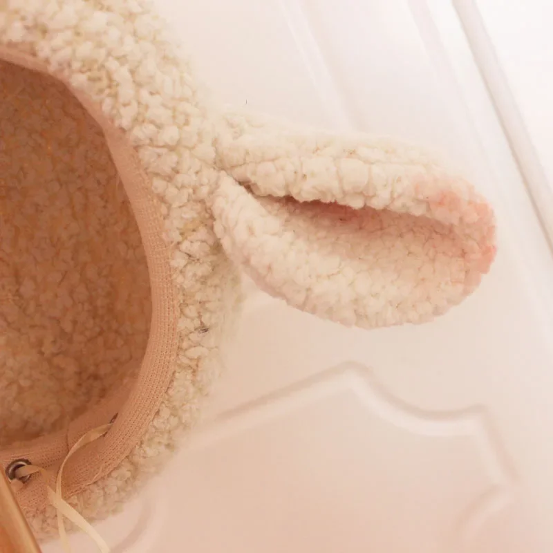 Béret en peluche oreille de mouton pour fille, laine d'agneau, Lolita, fait à la main, jolie fille, Baa Baa, isolation d'hiver, chapeau chaud, design original
