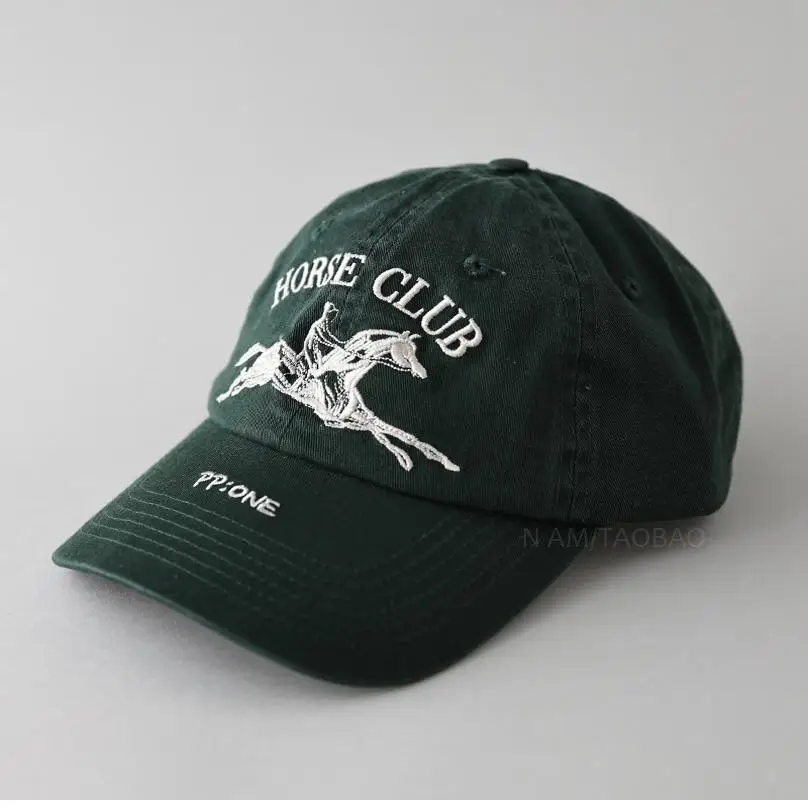 

Color-blocked three-dimensional letter heart embroidered baseball cap, casual and versatile sunshade cap