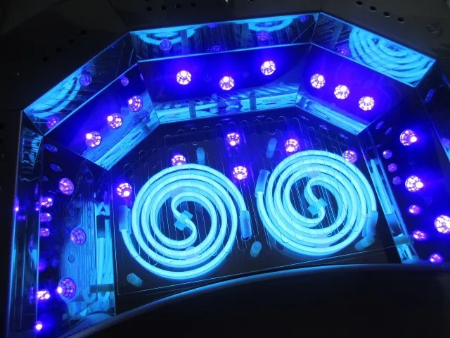 La grande dimensione ha utilizzato la lampada UV di Ccfl dei chiodi della macchina per unghie a due mani 66w/asciugatrice UV principale