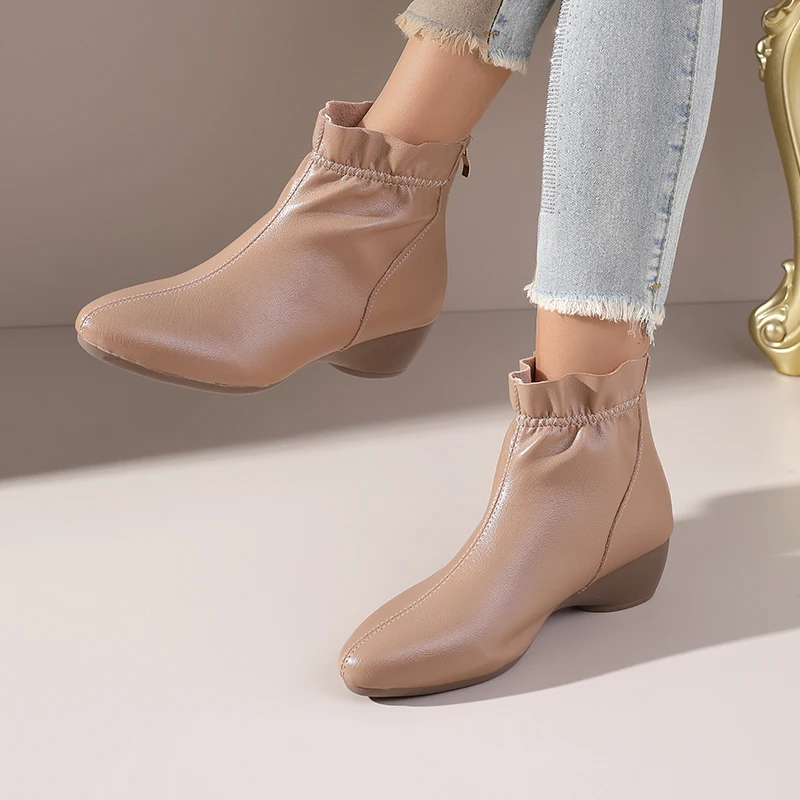 2025 Nuevos botines para mujer: botines con tacón de cuña y cuello con volantes y cuero suave, botas de moda de otoño/invierno para madres